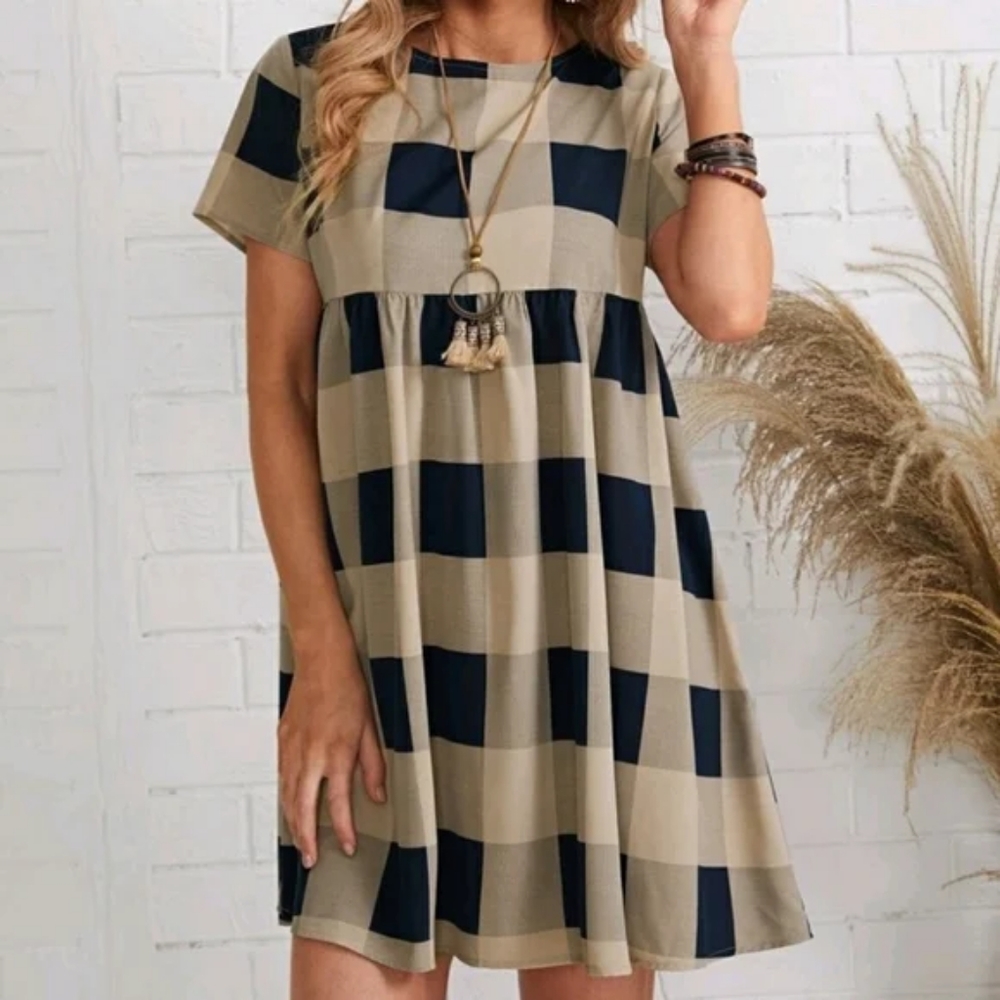 NWOT Emery Rose Dress